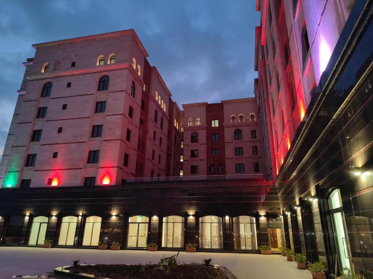 Tulip Inn Majan Hotel صلالة المظهر الخارجي الصورة